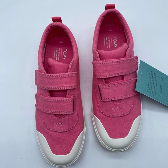 Toms Shoes Toms Doeheny
Bubblegum Pink Canvas Sneakers - Picture 7 of 13
